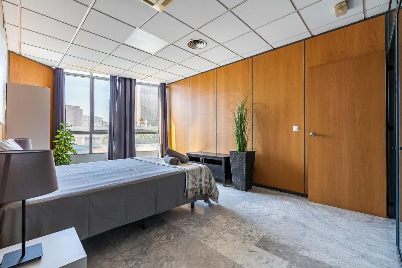 Grand Soho Ofihouse Malaga Apartment Exterior foto